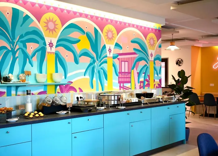 מלון Sure By Western Aeroport 3*