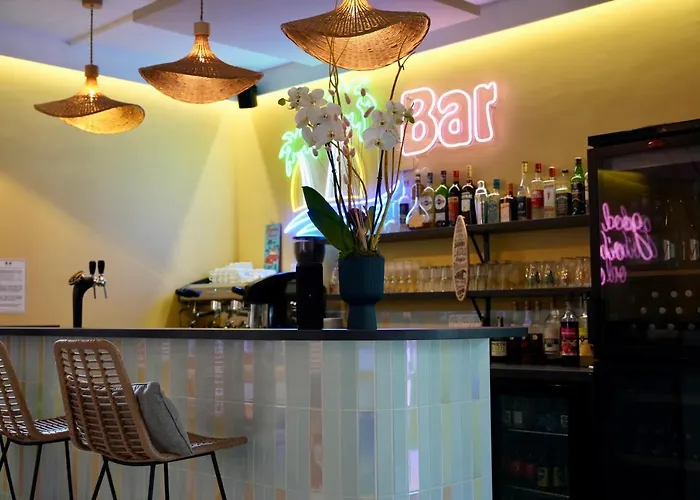 Sure By Western Aeroport 3* Біарріц