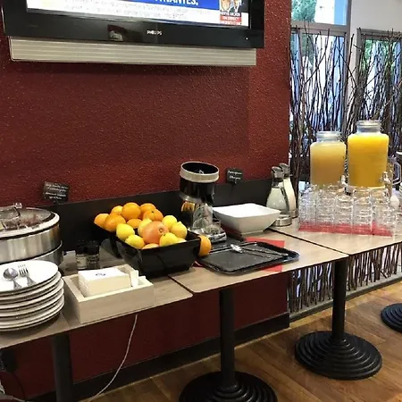 Hotell Sure By Western Aeroport 3*