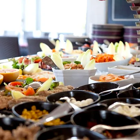 Otel Sure By Western Aeroport Biarritz