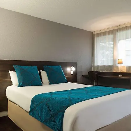 Sure By Western Aeroport 3*