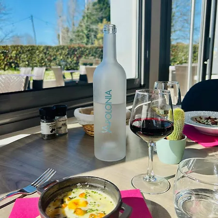Hotell Sure By Western Aeroport Biarritz