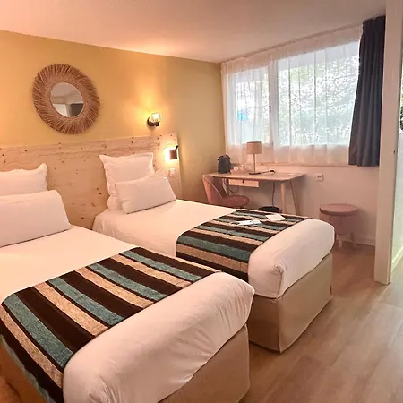 Sure By Western Aeroport Hotel Biarritz