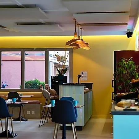 Sure By Western Aeroport 3*