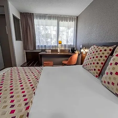 Szálloda Sure By Western Aeroport 3*