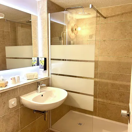 Sure By Western Aeroport Hotell