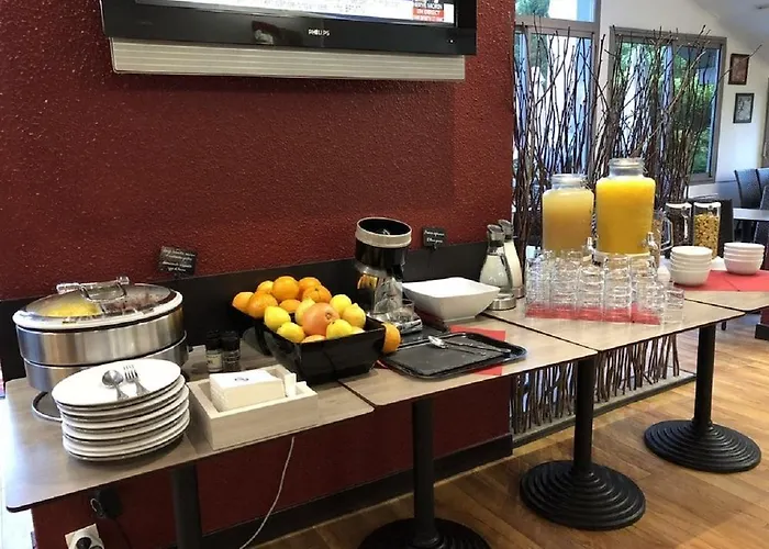 Hotel Sure By Western Aeroport 3*