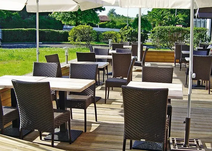 Hotel Sure By Western Aeroport Biarritz