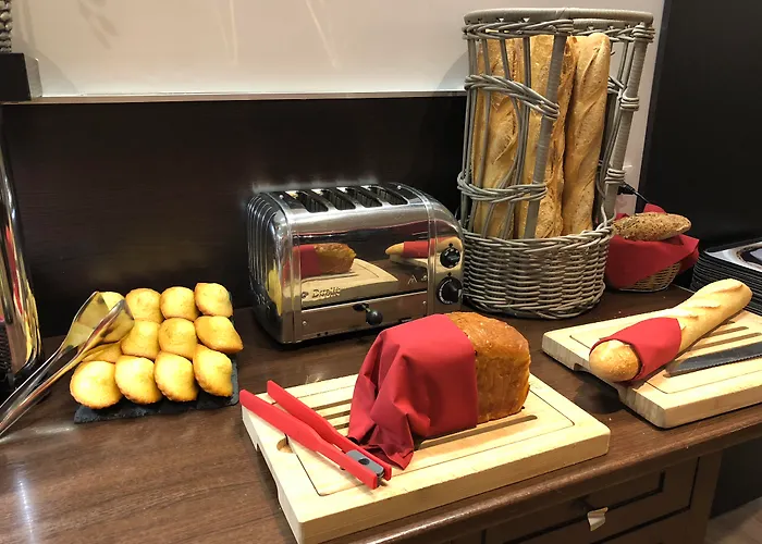 Sure By Western Aeroport 3* Biarritz